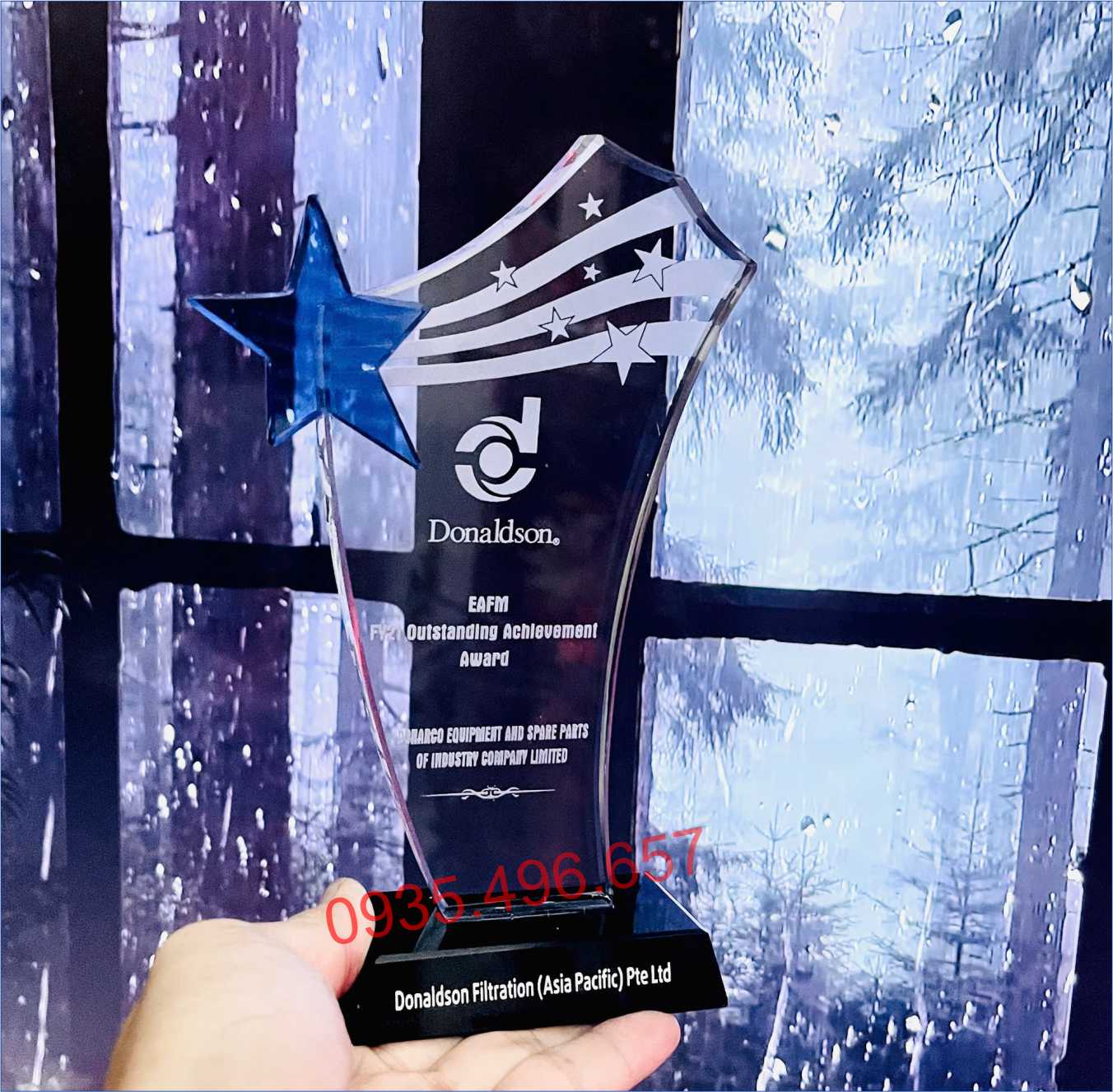 CÚP NGỐI SAO PHA LÊ ĐẸP